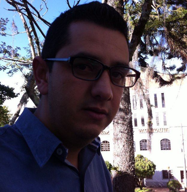 Tecnico operativo Inspección de Policia y Tto. ;	Tec. criminalistica. Estudiante de Derecho, Transito y Transporte