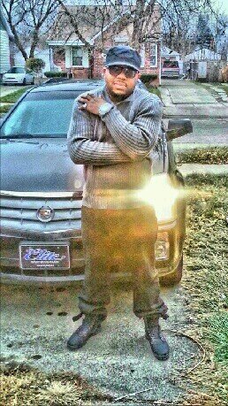 Im Backkk This is Mr.Music by Music reporting live, Im also the official Manager for @eazymoney_rhmg and personal Engineer for @Rob_day26- RHMG WORKS HARD!!!!!
