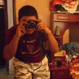 Experto :* en epnsar en ti 3 :3