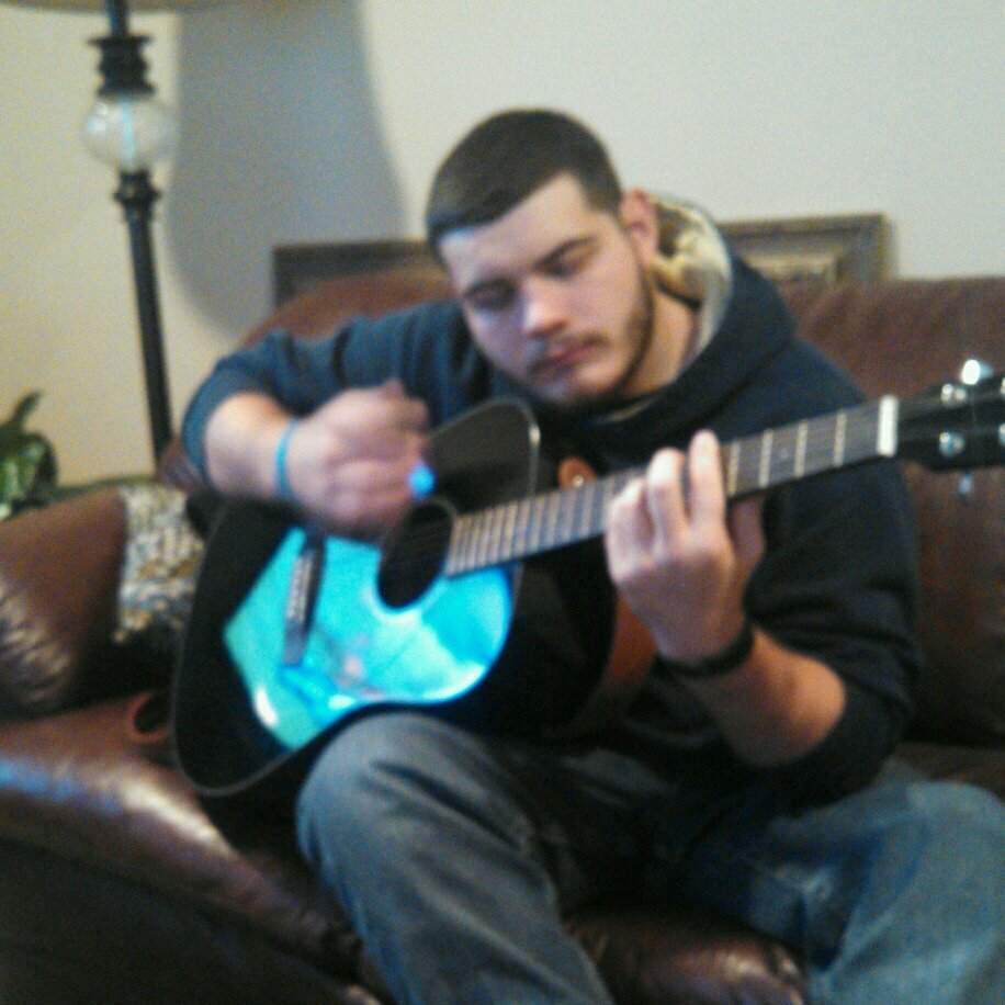 TylerLynn6's profile picture. Campbellsville Football Bound. OL PTHS class of '13. Redneck