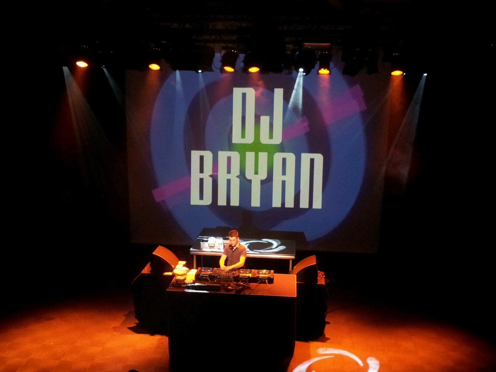 The Party Dj