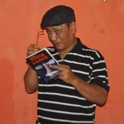 journalist, writing, cultural park as artist
, Pasar Seni Taman Budaya Sumatera Barat
,Penulisan Independen