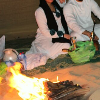 مـڼ قڈم الطيب لـہ بـآلطيب قـڈمنـآ ... نـڈبـڵ لـہ الطيب ۆالمعـڒۆف ۆالشيمـہ !