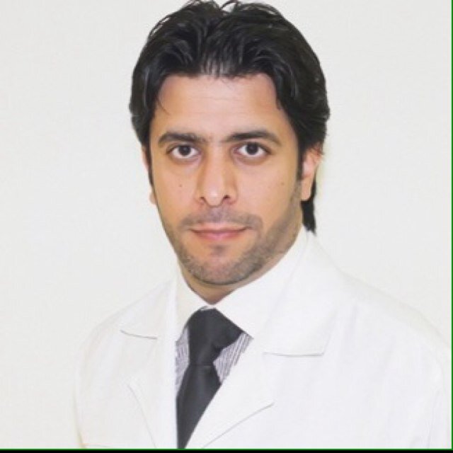 استشاري نساء وولادة مستشفى الملك خالد الجامعي حاصل على البورد الامريكي والكندي تخصص نساء وولادة .حاصل على جائزة الابداع العلمي في امريكا 2009 ومحب لديني ووطني