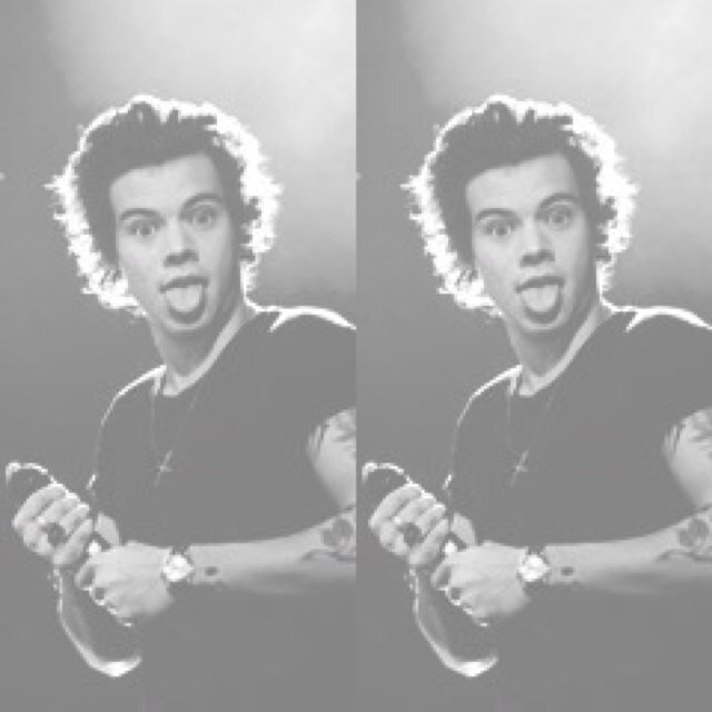 Boy bands and boys in bands practically ruined my life okay bye
Go follow @ziallteardrops and ask for a follow back