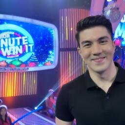 The Official Twitter account of Minute to Win It Philippines, managed by ABS-CBN Corporation. Hosted by Luis Manzano.