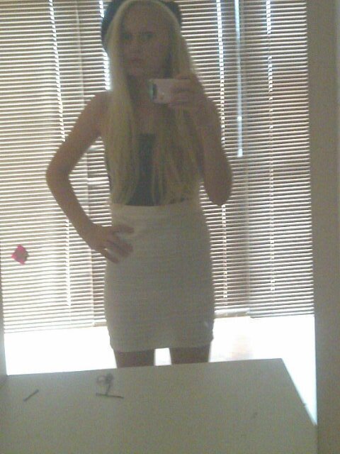 blonde hair; blue eyes_:)