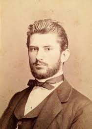 Biographer. I write the true tales of our kind. Know me for more than my bloodsucking.