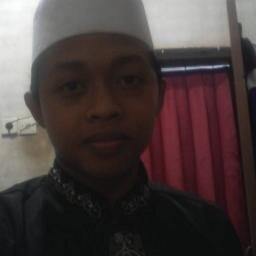 islam agamaku,....iman selalu mengalir diurat nadiku, serta taqwa yg mengalir bersama darah ditubuhku.