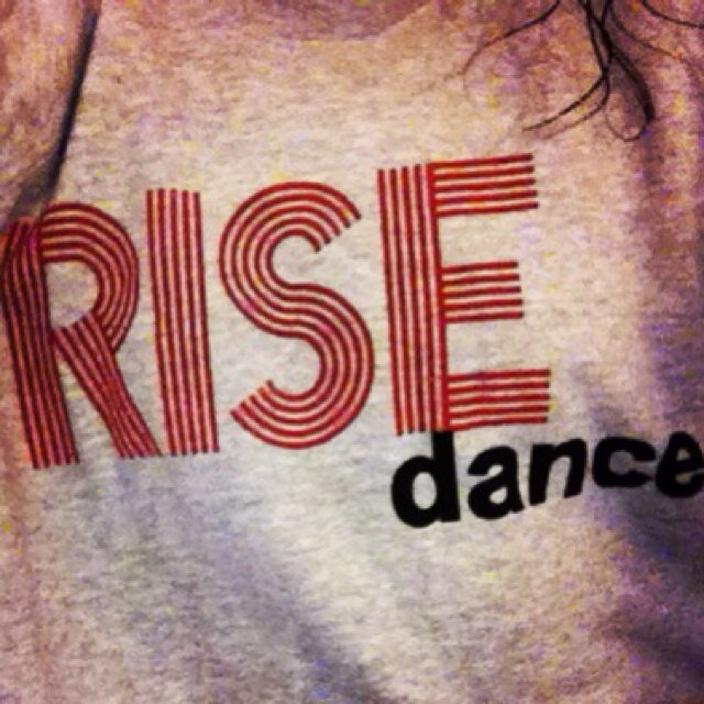Rise dance graduate scheme at Gingerfred Dance Studio. 4 dancers 1 tour (may/june 2014) Bookings available for shows and/or dance workshops :)