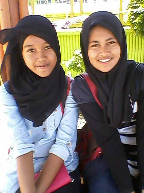 NurFatiniAdlina☺NextYear PBSMR☺CallMeTini☺ Taken By Allah :*  ☺