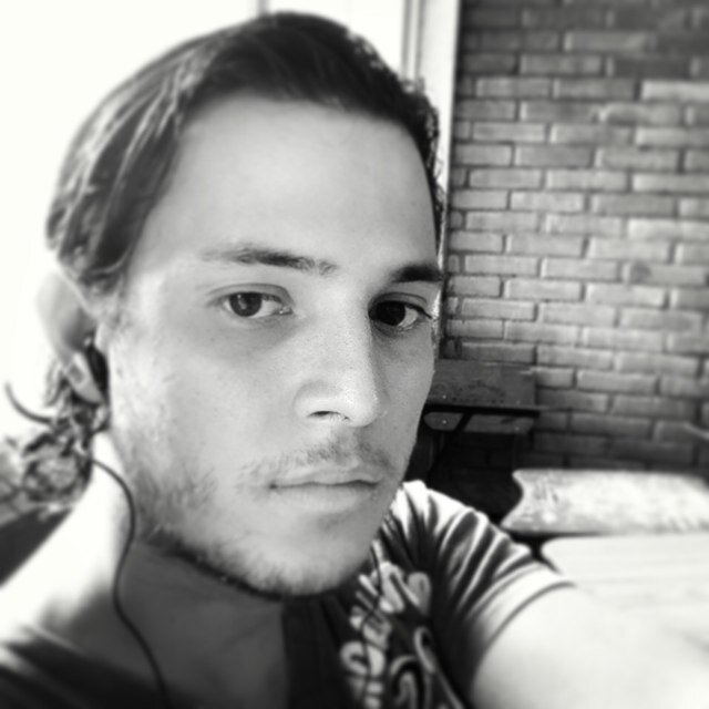 Un soñador empedernido!! Intentando q todos mis sueños se vuelvan realidad!!