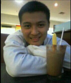 ttl : 25-12-1995 | sekolah : SMKN 7 (STM PEMBANGUNAN) SEMARANG