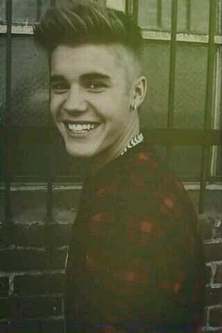 waiting to meet my idol