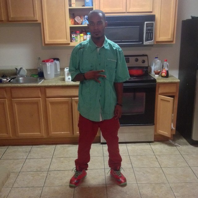 DJones_904's profile picture. Former corneback at wake forest university...jus grinding to get my ppl back where they were before they scarificed it all for me...#FCHS alumi #Duval #Wssu