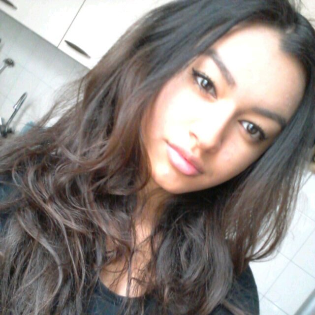 Instagram: monisataus