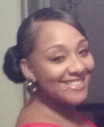 Just a girl Living in this Crazy World . 27 years young 
Murda Mitten Bound !