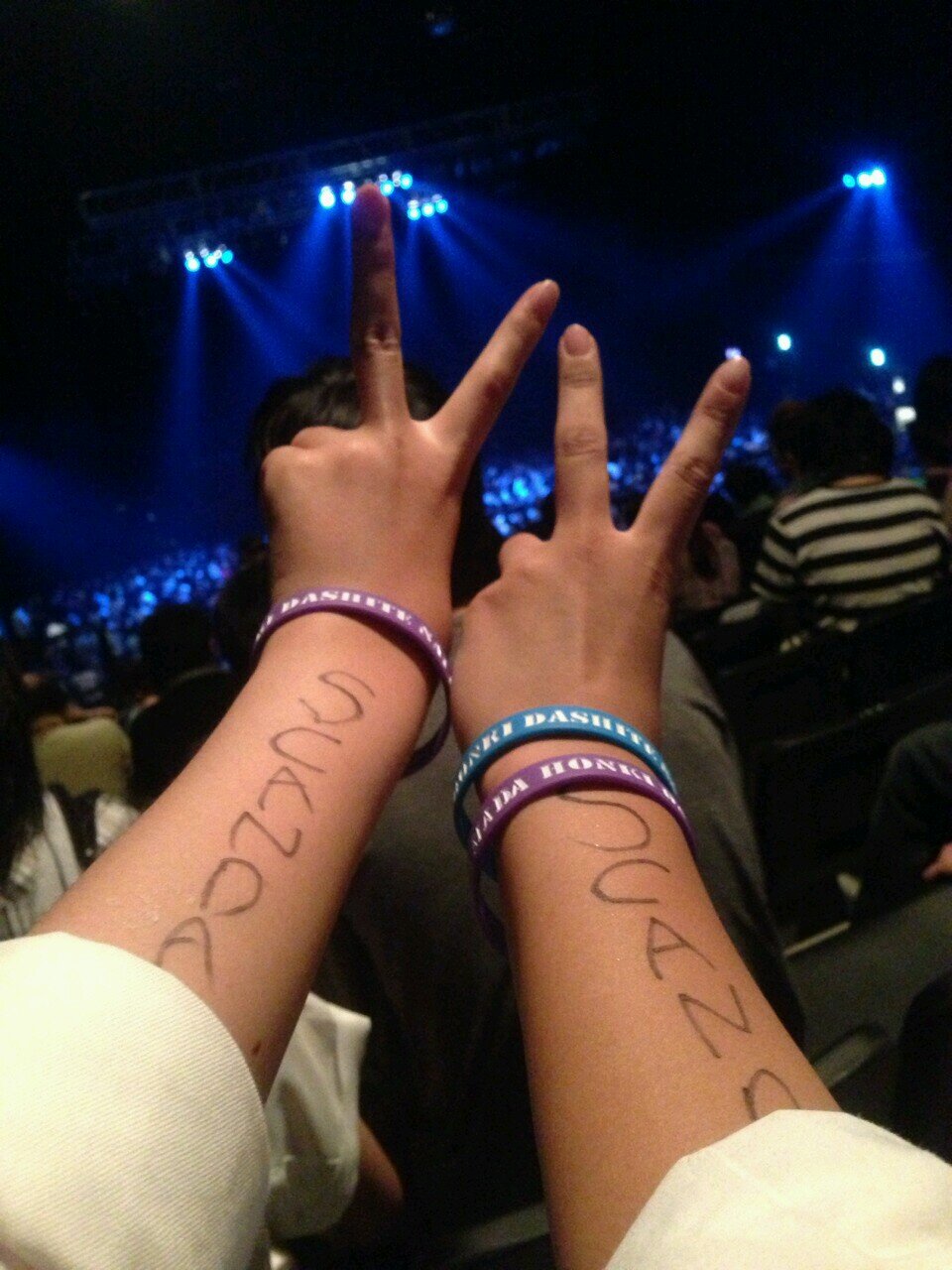 LOVE ☞SCANDAL*Silent Siren*RADWIMPS ▷◁
Next LIVE ☞『 360゜』by SCANDAL
Follow me゚・٭:.。✡