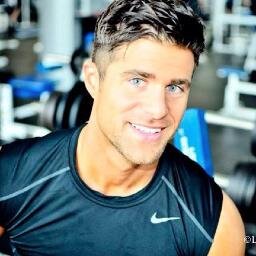 Hustle For That Muscle with @mirkomaras. Here to help you change your life, one workout at a time! Send in your questions.
