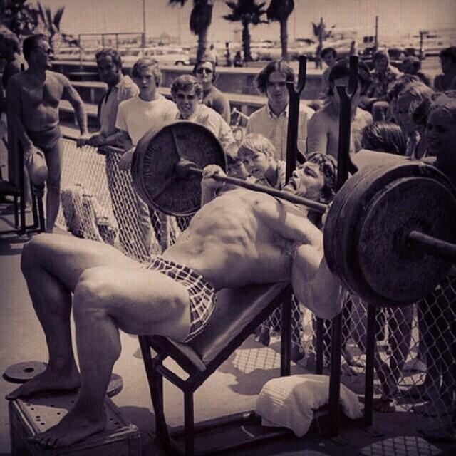 Personal Training, Nutritional Advice, Training Programs. Tweet me for details. 'Don't put it off till tomorrow, start achieving your goals today'