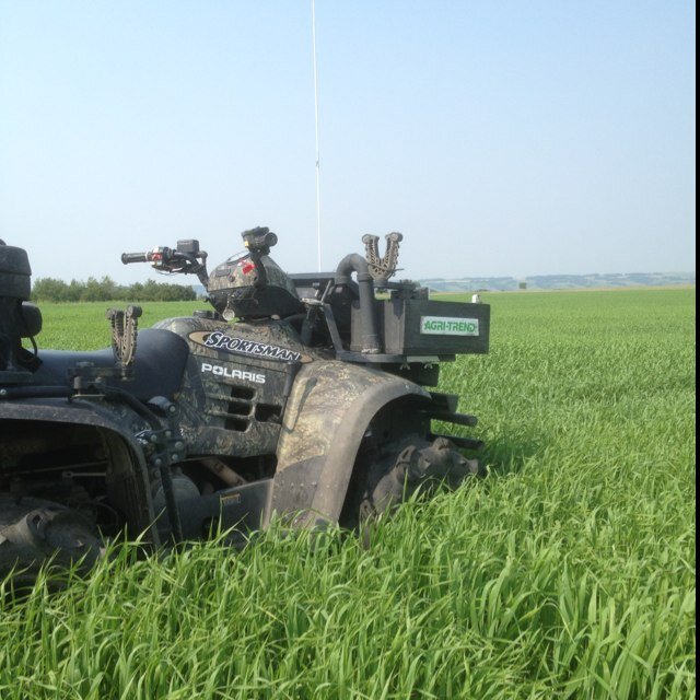 Independant Agrologist helping growers make better decisions on their farm! Priorities in life: Family, clients, ball and volunteering in the community.