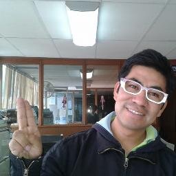 Gusto por la Pump it up, los games , anime , dibujo, a vivir la vida .eh dicho ;)