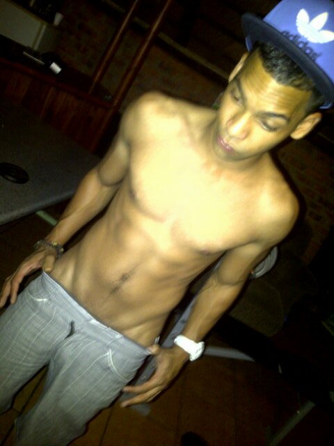 =) Straight forward, good sense of humour, outgoing, partyin, meetin new people...Follow me, I follow back