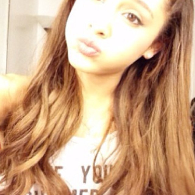 Moslims/Ariana&Justin/Believe/voetbal/Real Madrid/GS/WVC/Tweede klasser/14/Instaa: merrr_x