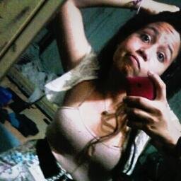 - Não sou do tipo que tenta ser perfeita... Mas sou do tipo  que tenta melhorar a cada dia