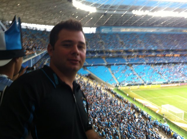 Representante Comercial na area de Seguranca Eletronica, Natural de Santiago Rs e Gremista  com muito orgulho !!