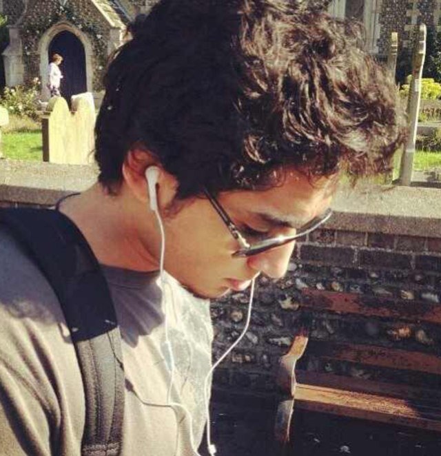 kik:yousef_7lwanee... instagram:yousef7lwanee