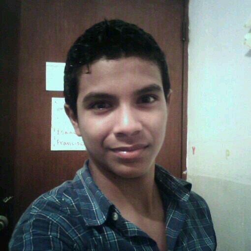 I was born in San Salvador in December 31 1996, and I like to listen to music and I enjoy being with my friends and family.
