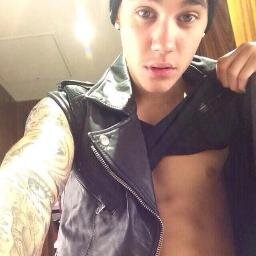 You're all that matters to me. JUSTIN BIEBER. #BELIEBER I LOVE YOU SO MUCH JUSTIN DRE BIEBER. All i want for christmas is a Justin bieber follow or even rt33.