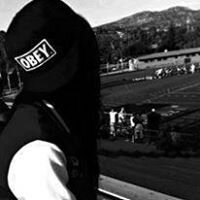 LiaMizlia's profile picture. follow me,I'LL follow u back !! Always remember U :)