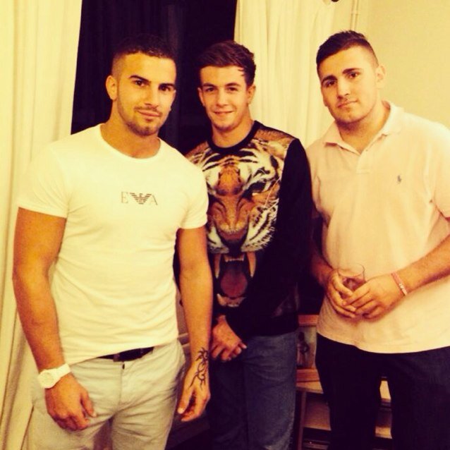 Rhyzzymaccers's profile picture. 