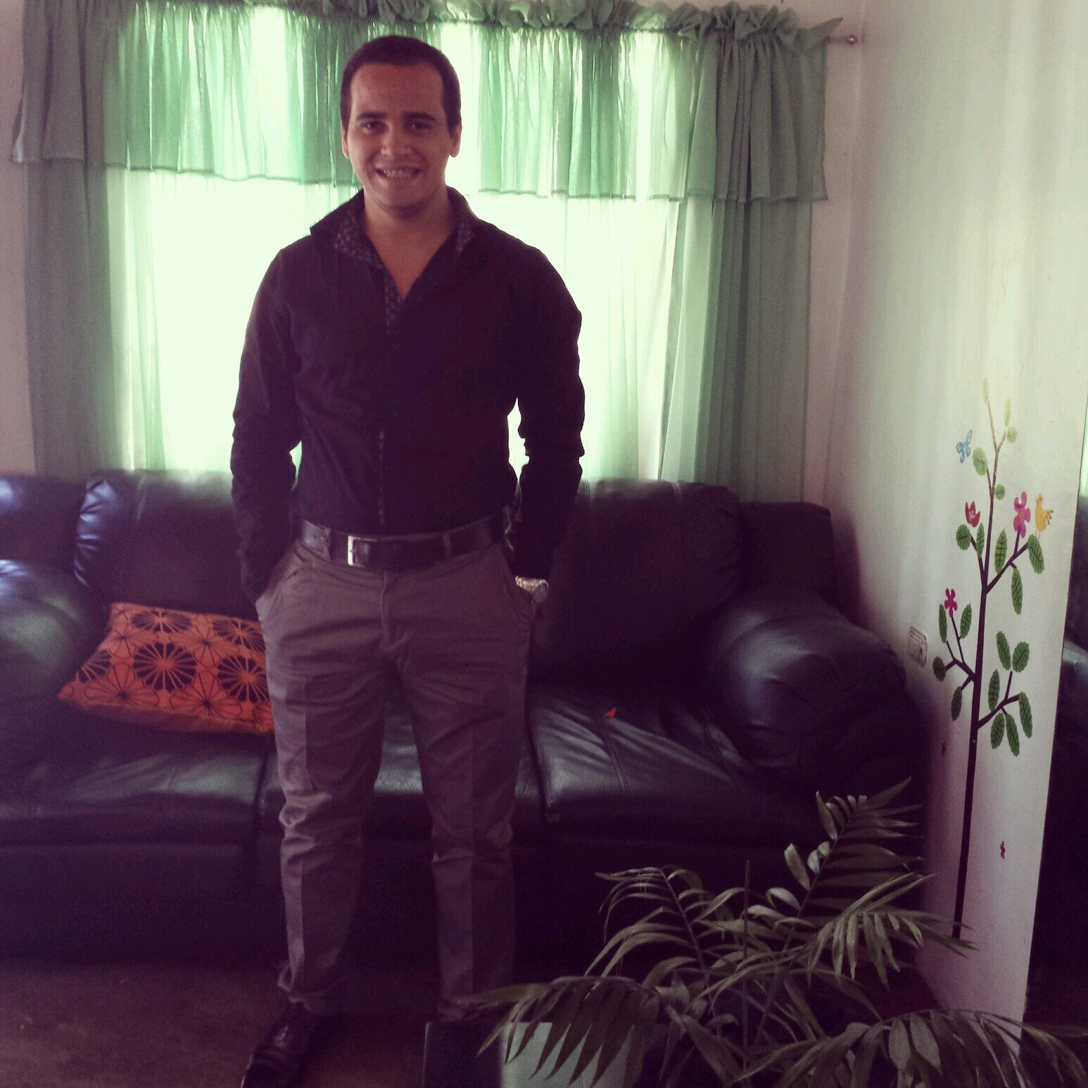 Nací el 03/03/1989,en los Teques,  Abogado! Hobby: Airsoft.