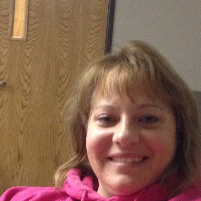 Amy_carpenter12's profile picture. 