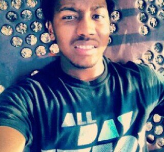 Kik me LouidPaid
 fmoi @bossboy_  ion b on twitter so fwm on Kik