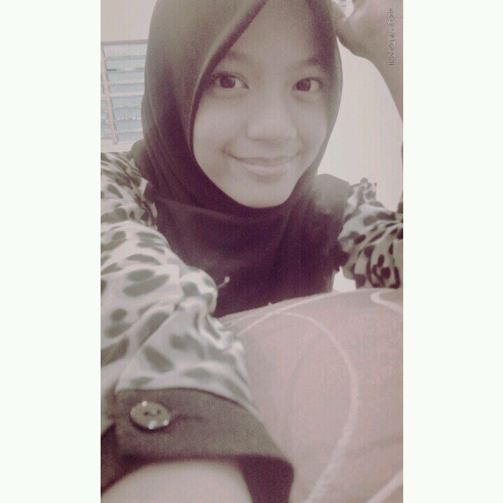 NurfatinAyuni's profile picture. Haters make me famous :3