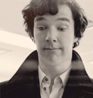 free follow from @lovingdanhowell because you are all awesome / if you could follow that account it would be appreciated
