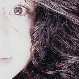 My name Erica, love ASIA & music in English! 
@JustinBieber @Cnblue_4 Since 2009, I am #Kpoper #BOICE and #Belieber
@Arianagrande Followed me 13.09.2013