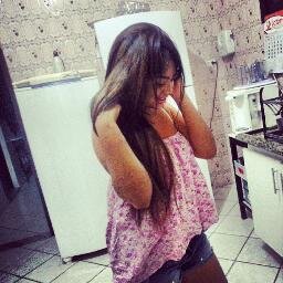 @@Ops_Thata louca por ela ♡ / 
ela só observa , e tira suas conclusões calada =)