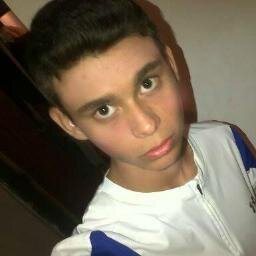 17 years I'm a guy. who really likes musical instruments, I'm cousin of JUSTIN BIEBER. I speak two languages​​, English and Spanish

Toronto Canada