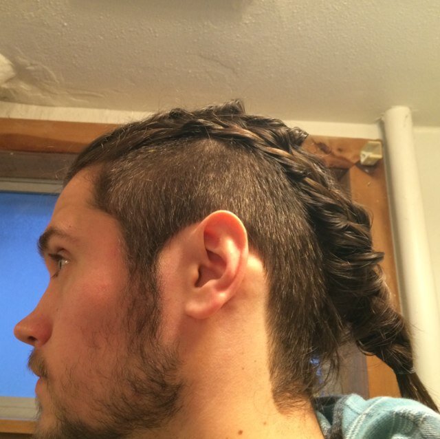 HAMdusky's profile picture. I wish that we could hold hands, listen instead instead of dissin lessons from a grown man