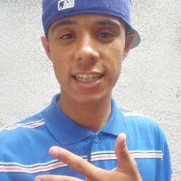 solteiro 17 anos, querendo uma mina responsa :3