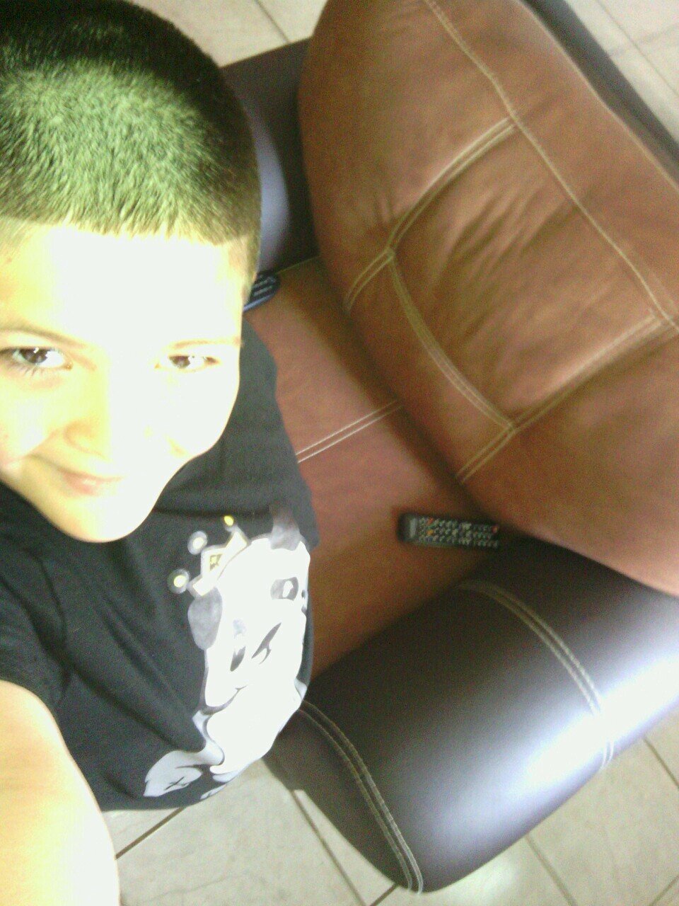 FOLLOW ME =O  I LIKE THE NAME BOB!