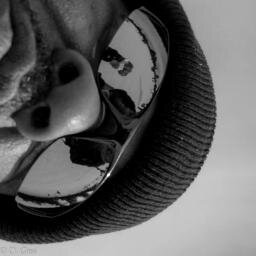 Photographer, hip-hop head, shoegazer, moderately funny.