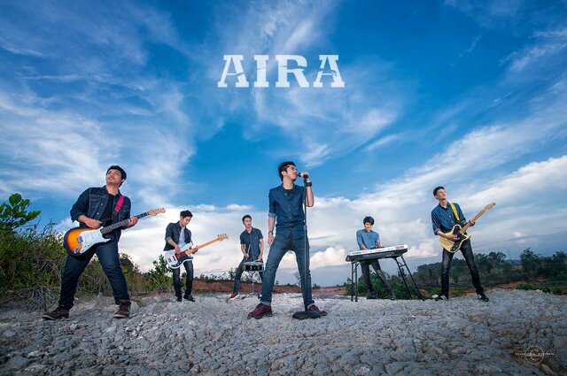 Pop band @AdillahAris (V) @khodrizulharman (G) @Rdynil (B) @furqonmuhammad (G) @ryanaristaa (D) @Rendymusamel (K) CP:085263878966