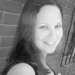 Mujer errante por naturaleza, Kinesióloga, amante de la libertad!, intensa, alocada, espontanea, sonámbula :/. De todos lados