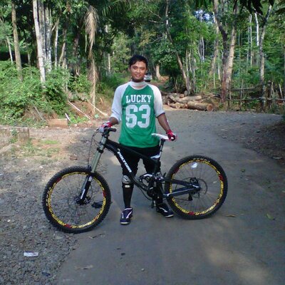 polygon razor pro